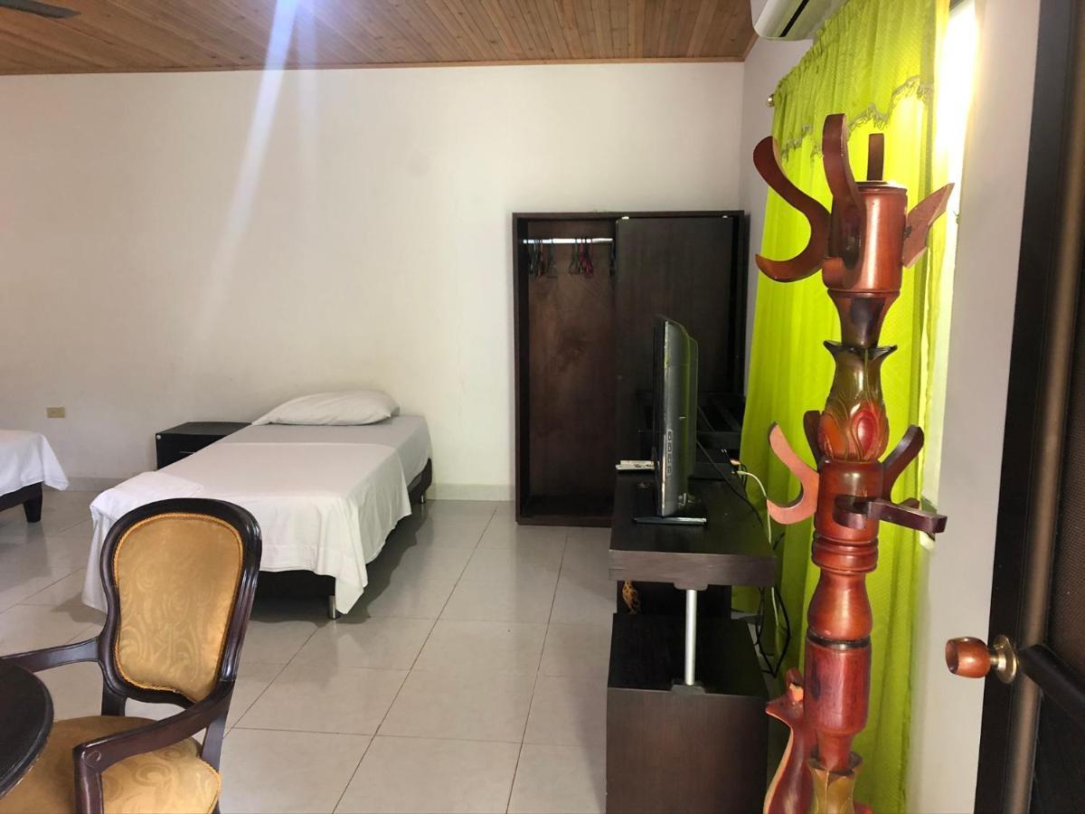 Hotel El Lago Puerto Carreno Экстерьер фото